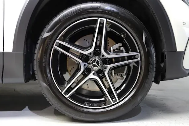 Mercedes-Benz GLB 220 4Matic 8G-Tronic