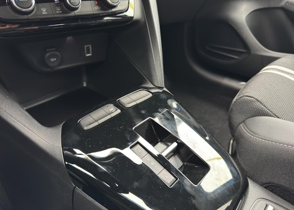 Vehicle image 10 Vehicle image 10