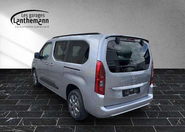 Vehicle image 2 Vehicle image 2