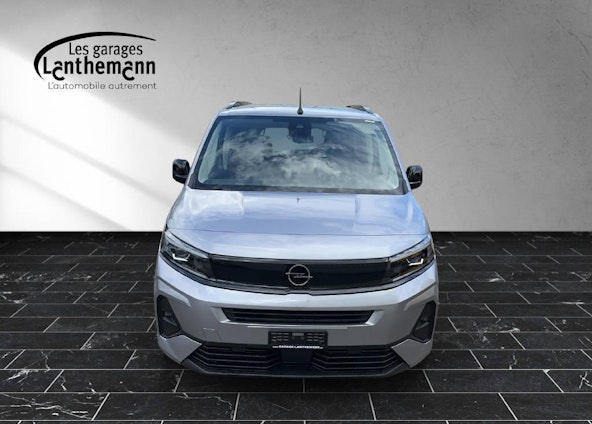 Vehicle image 6 Vehicle image 6