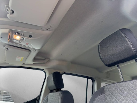 Vehicle image 10 Vehicle image 10