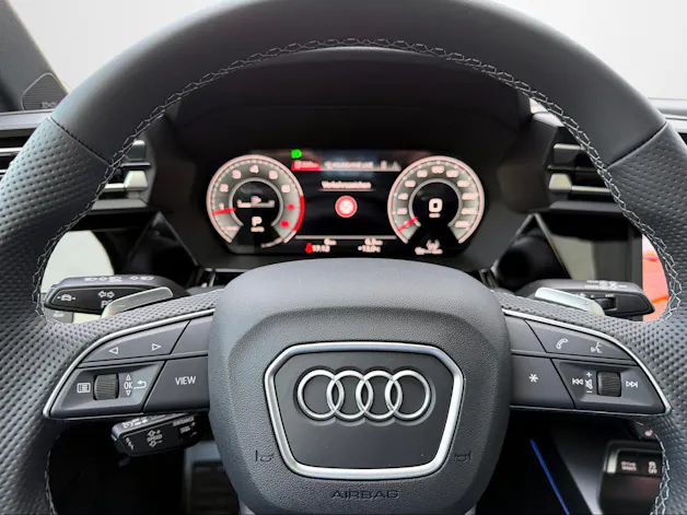 Audi A3 Sportback TFSI 110 kW S line Attraction S tronic