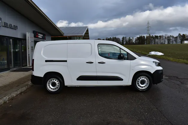 Peugeot e-Partner Long 50kWh Premium