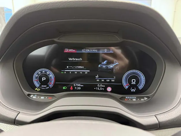 Audi Q2 35 TFSI advanced S-tronic