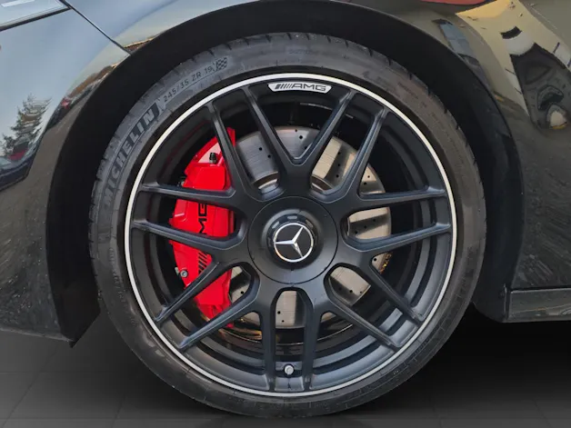 Mercedes-Benz A 45 S AMG 4Matic+ Speedshift