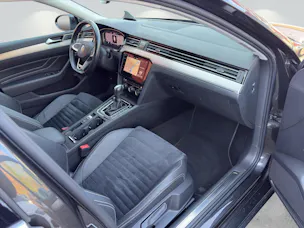 VW Passat 2.0 TDI BMT Elegance 4Motion DSG