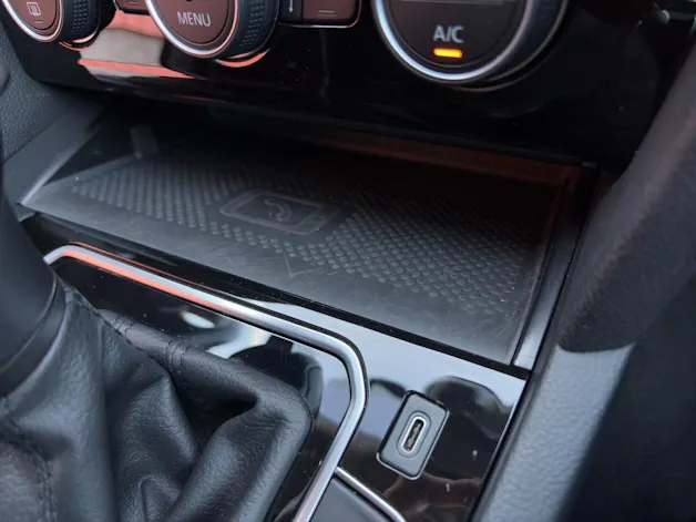 VW Passat 2.0 TDI BMT Elegance 4Motion DSG