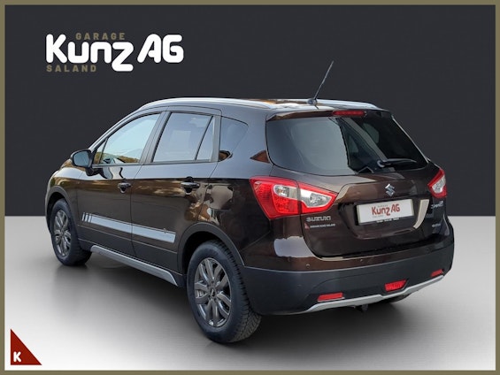 Vehicle image 3 Vehicle image 3