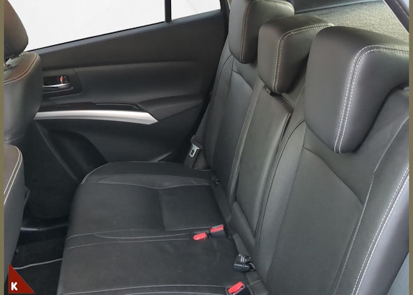 Vehicle image 12 Vehicle image 12