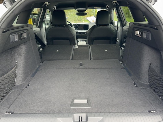 Vehicle image 9 Vehicle image 9