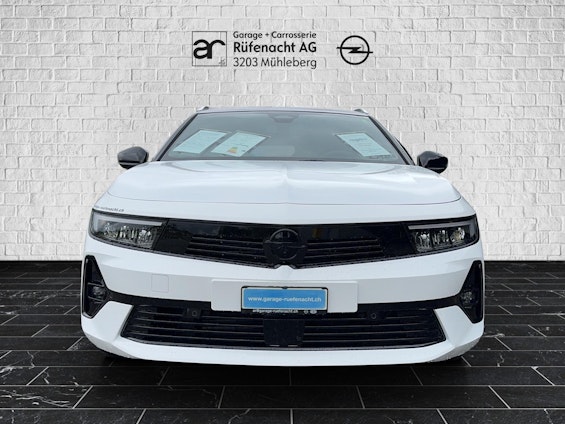 Vehicle image 2 Vehicle image 2