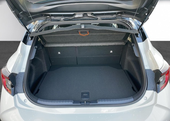 Vehicle image 17 Vehicle image 17