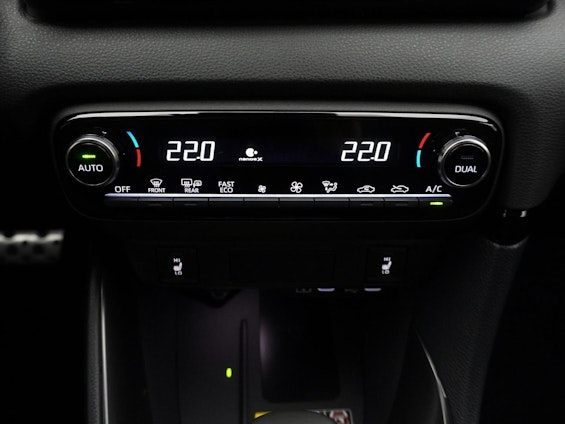 Vehicle image 10 Vehicle image 10