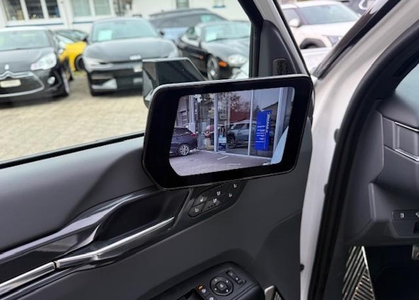 Vehicle image 7 Vehicle image 7