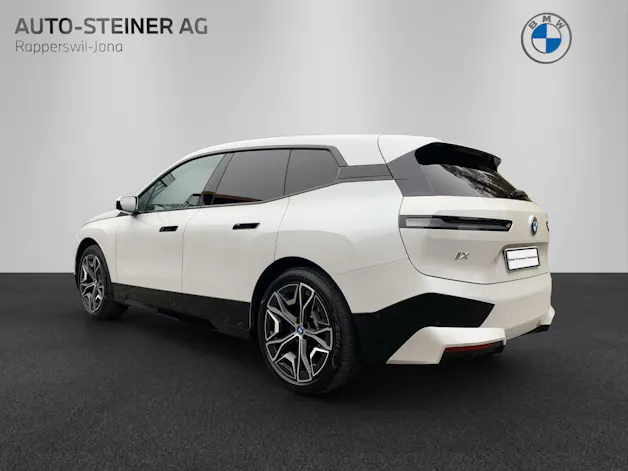BMW iX xDrive50