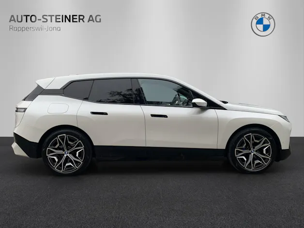 BMW iX xDrive50