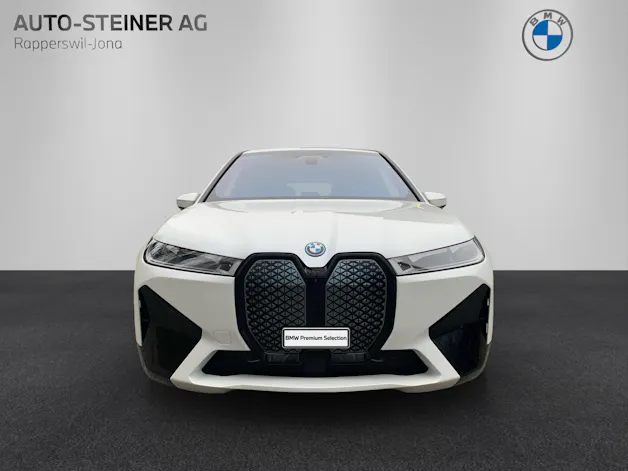 BMW iX xDrive50