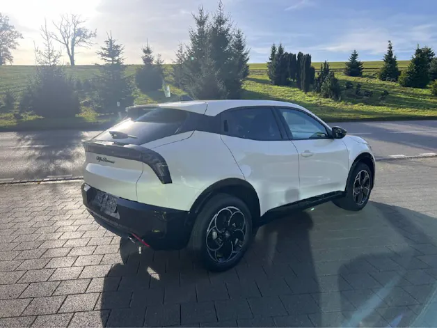 Alfa Romeo Junior 1.2 Ibrida Q4