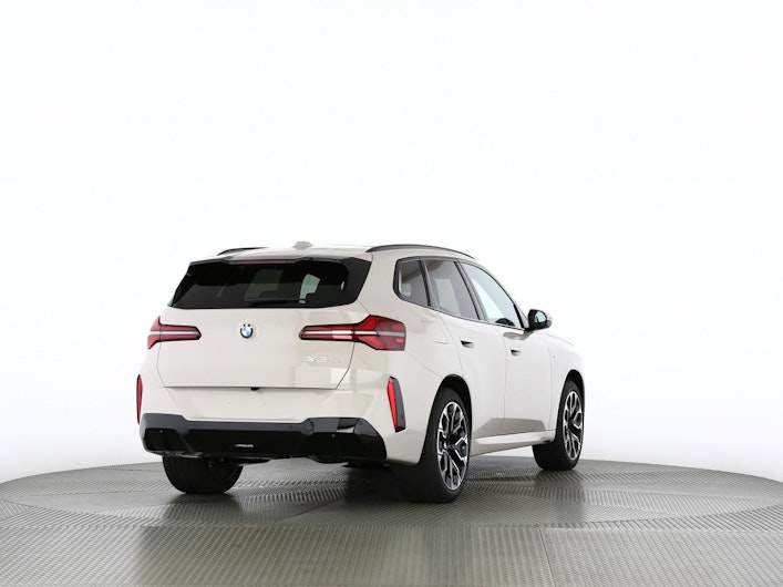 Vehicle image BMW X3