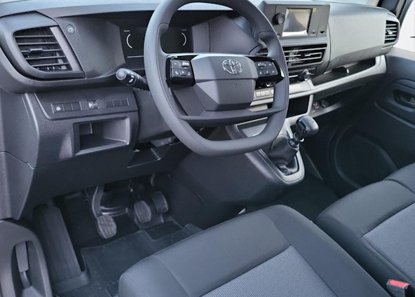 Vehicle image 13 Vehicle image 13