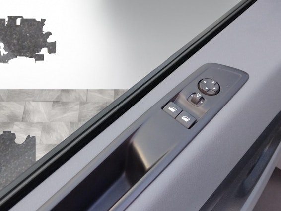 Vehicle image 10 Vehicle image 10