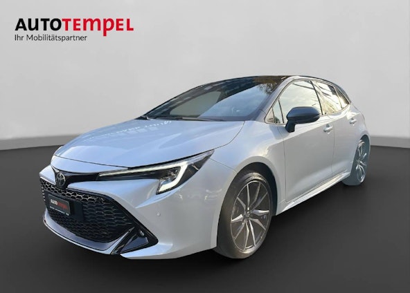 First vehicle image First vehicle image