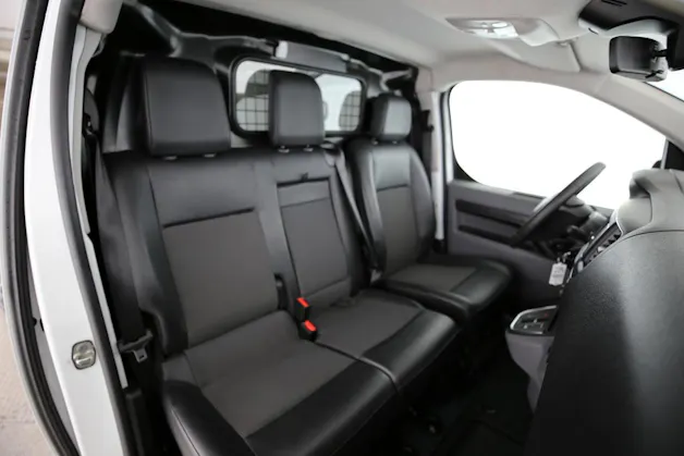 Citroën e-Jumpy Kaw. M 75 kWh Club