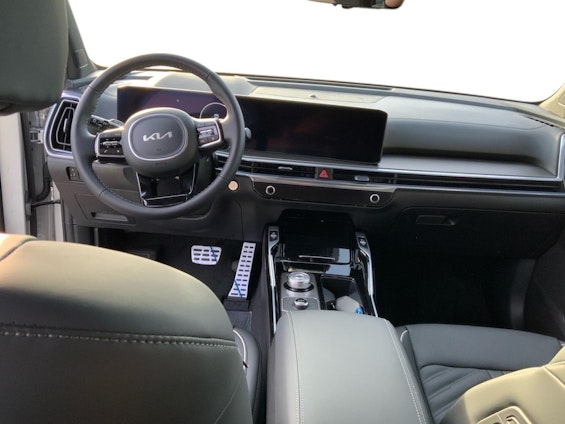 Vehicle image 5 Vehicle image 5