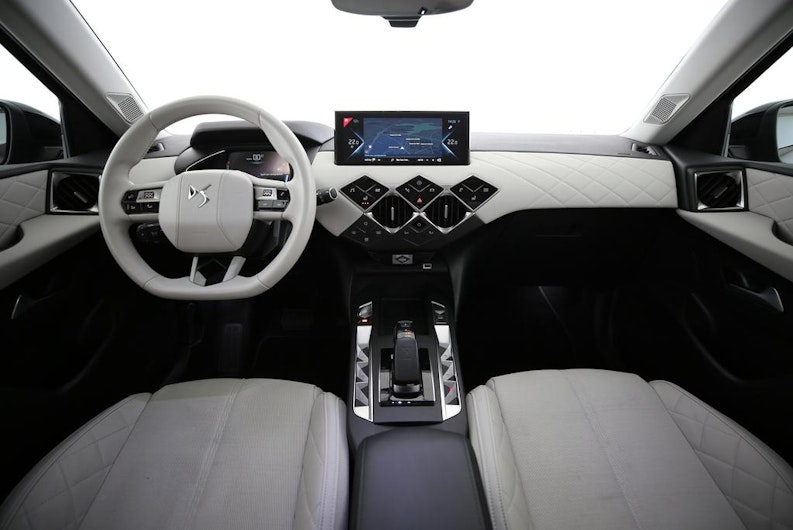 Vehicle image DS AUTOMOBILES DS3