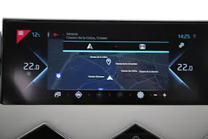 DS Automobiles 3 Crossback E-Tense So Chic
