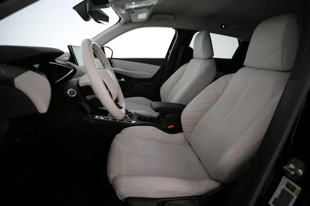 DS Automobiles 3 Crossback E-Tense So Chic