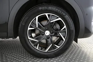 DS Automobiles 3 Crossback E-Tense So Chic
