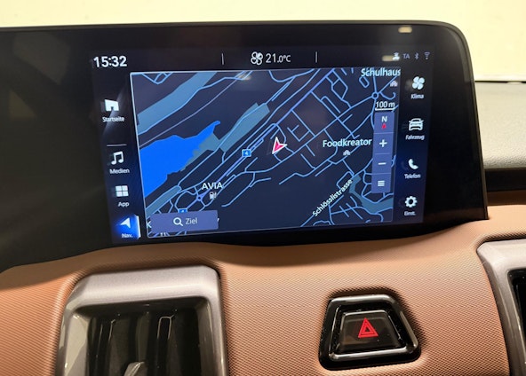 Vehicle image 6 Vehicle image 6