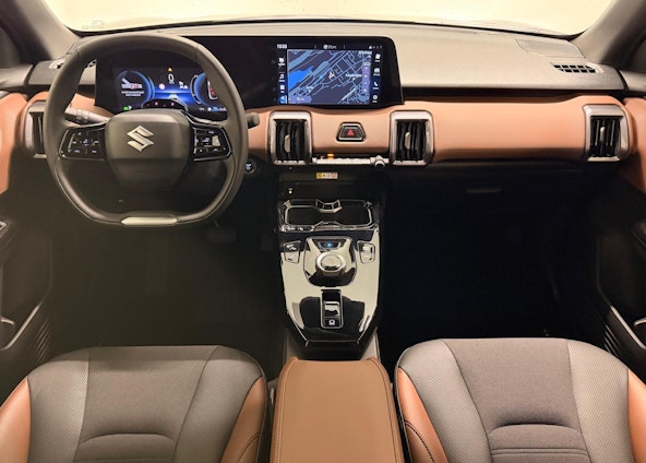 Vehicle image 11 Vehicle image 11