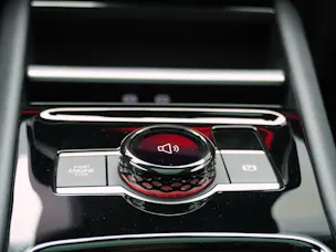 VW Tiguan 2.0 TSI DSG R-Line 4Motion