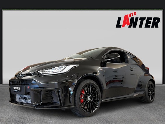 First vehicle image First vehicle image