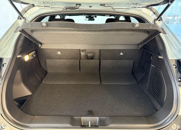 Vehicle image 15 Vehicle image 15