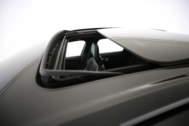 Volvo XC60 2.0 T6 TE R-Design eAWD