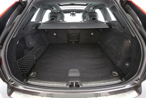 Vehicle image VOLVO XC60 2.0 T6 TE R-Design eAWD