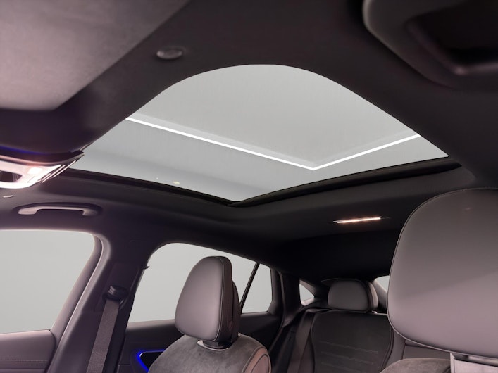 Vehicle image MERCEDES-BENZ GLC 220