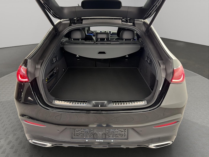 Vehicle image MERCEDES-BENZ GLC 220