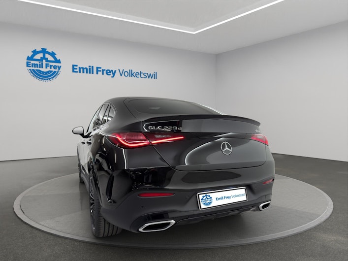 Vehicle image MERCEDES-BENZ GLC 220