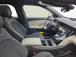 Vehicle image FORD Explorer Extended Range Premium AWD