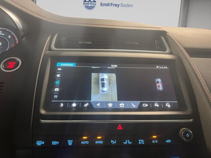 Vehicle image JAGUAR E-PACE