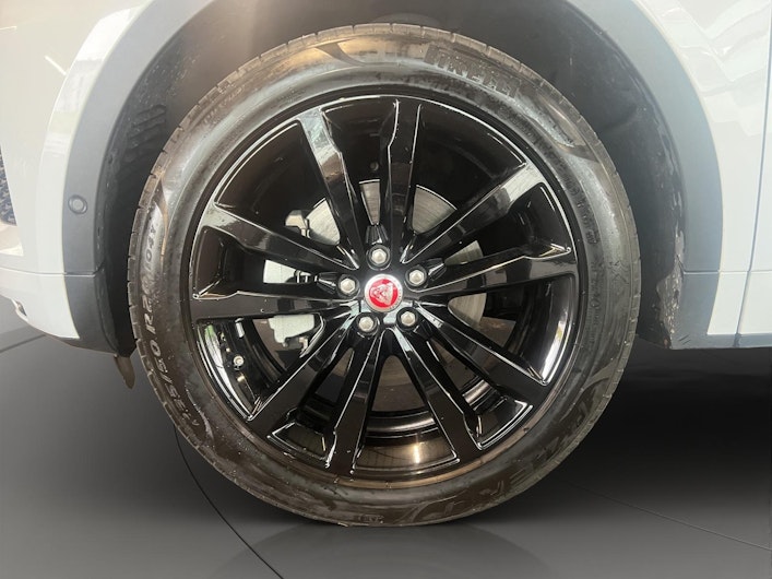 Vehicle image JAGUAR E-PACE