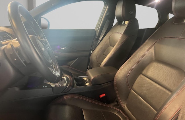 Vehicle image 6 Vehicle image 6