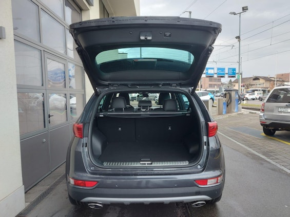 Vehicle image 8 Vehicle image 8