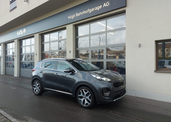 First vehicle image First vehicle image