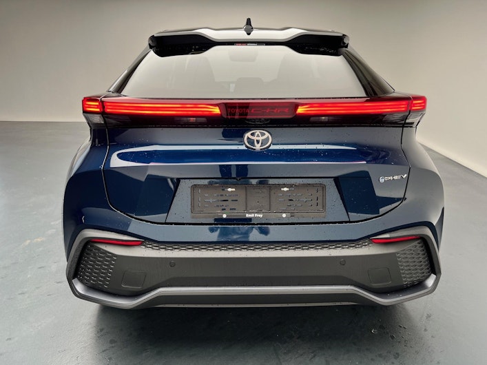 image du véhicule TOYOTA C-HR