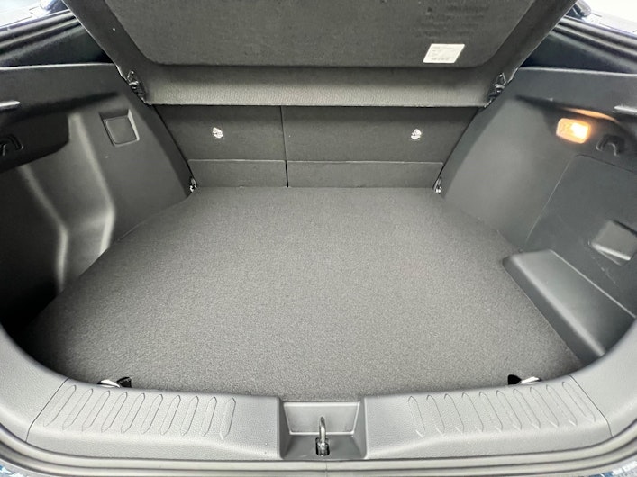 image du véhicule TOYOTA C-HR